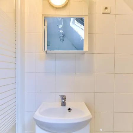 Cozy Studio Near Pereire Station By Guestready Apartment *