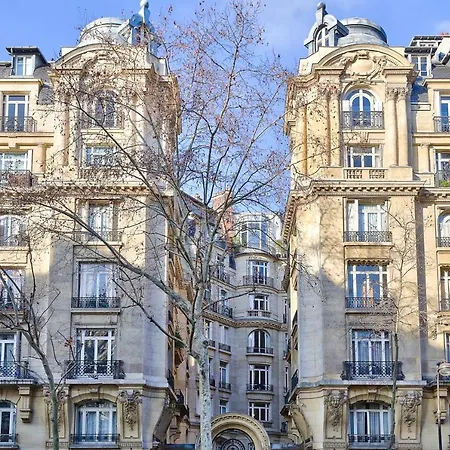 Apartment Cozy Studio Near Pereire Station By Guestready *